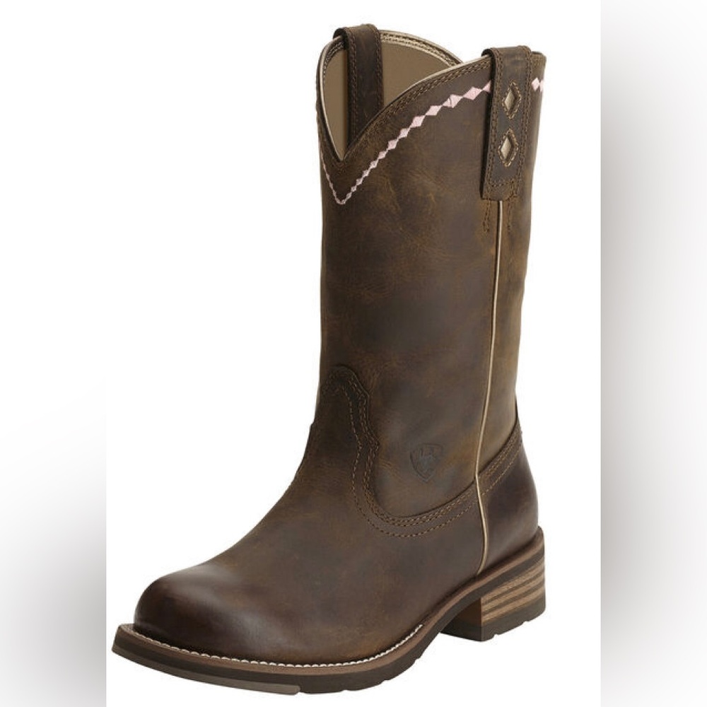 Women’s round toe boots